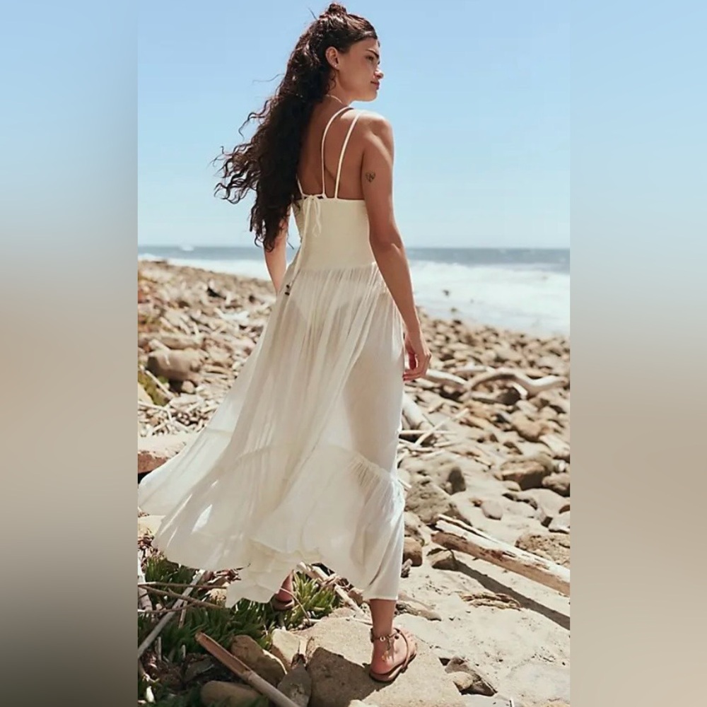 Free People 🆕 Fun in the Sun ecru maxi dress size medium - Picture 3 of 15